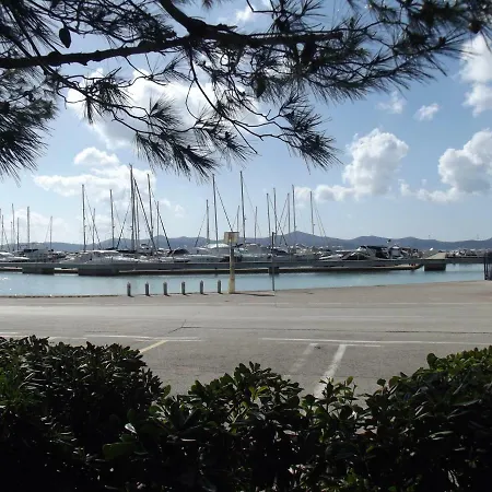 アパート City Beach *